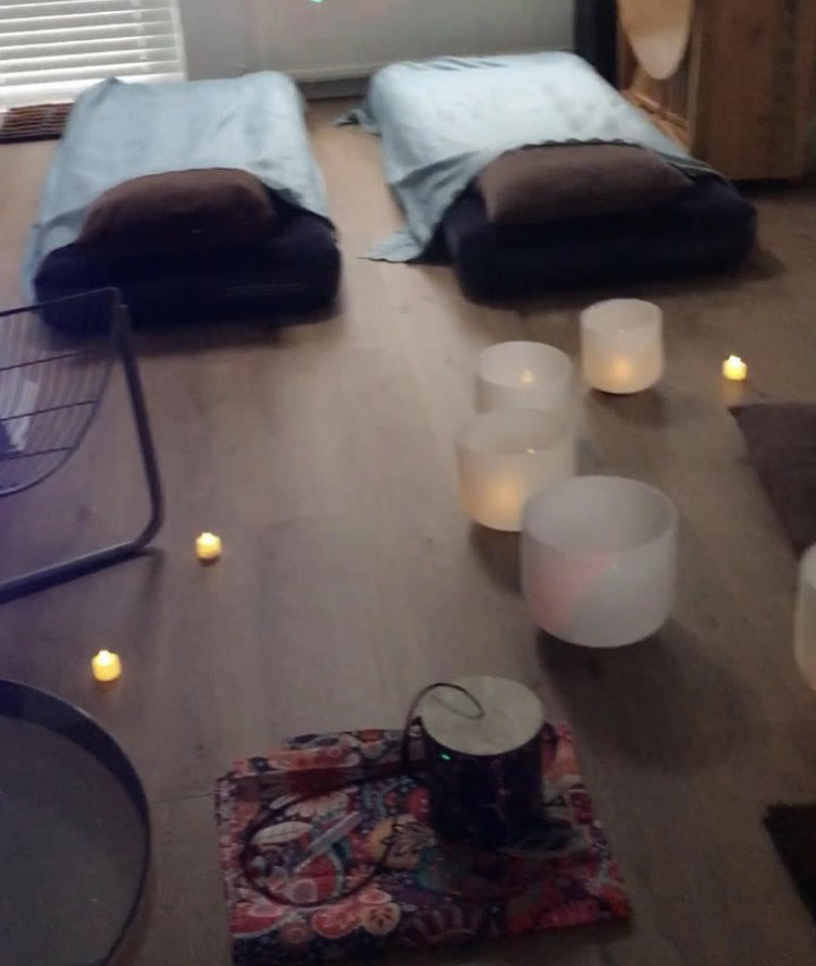 beds home sound bath